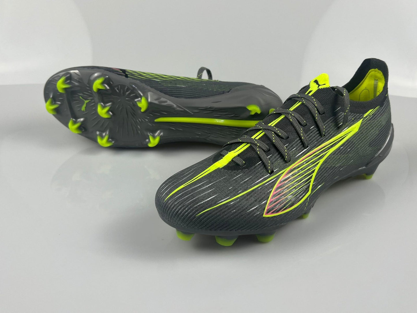 Puma Ultimate FG Elite - UK9 image
