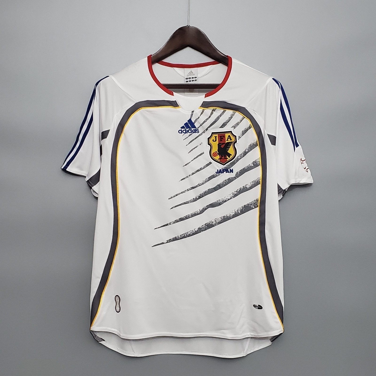 2006 Japan Away - S image