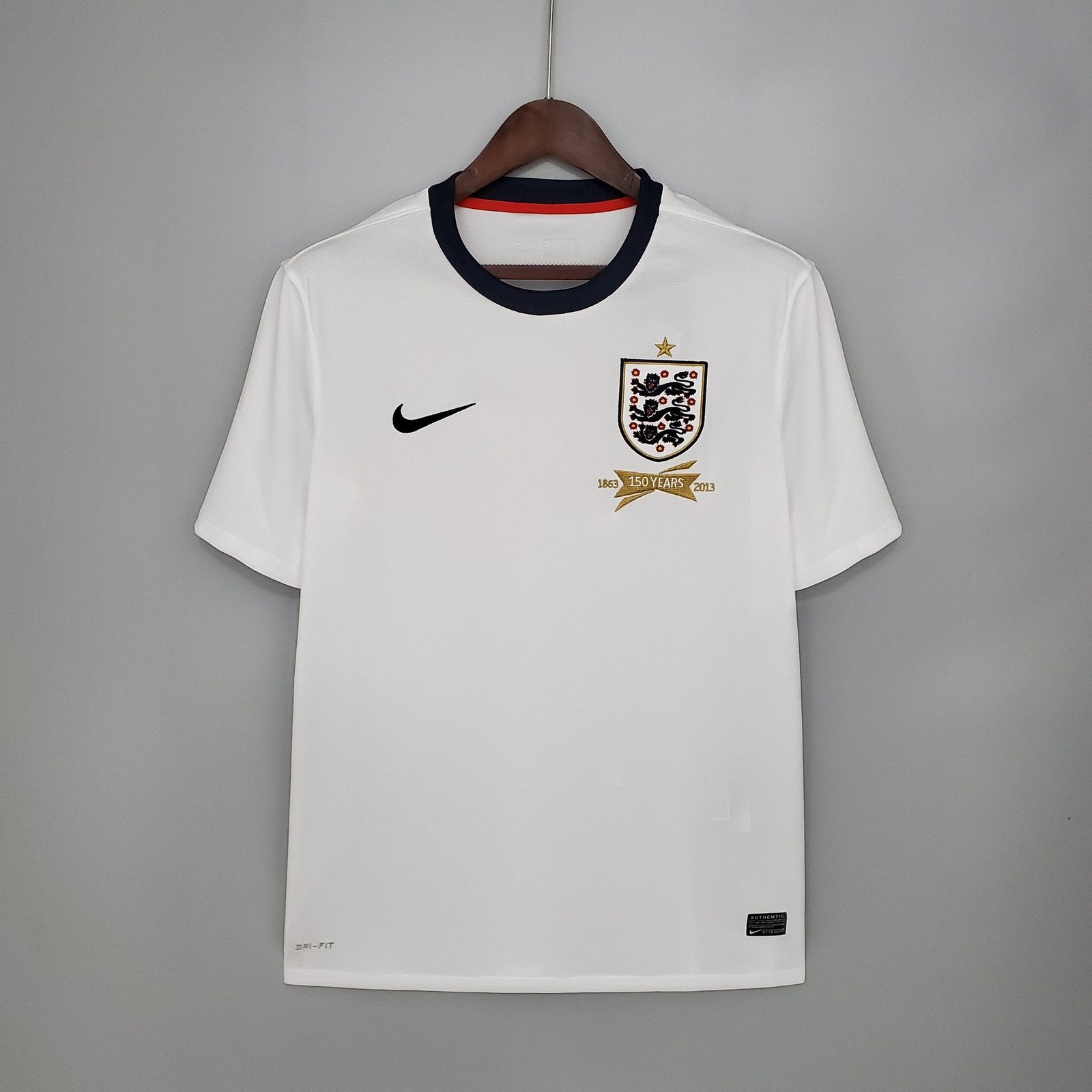 2013 England Home - XL image