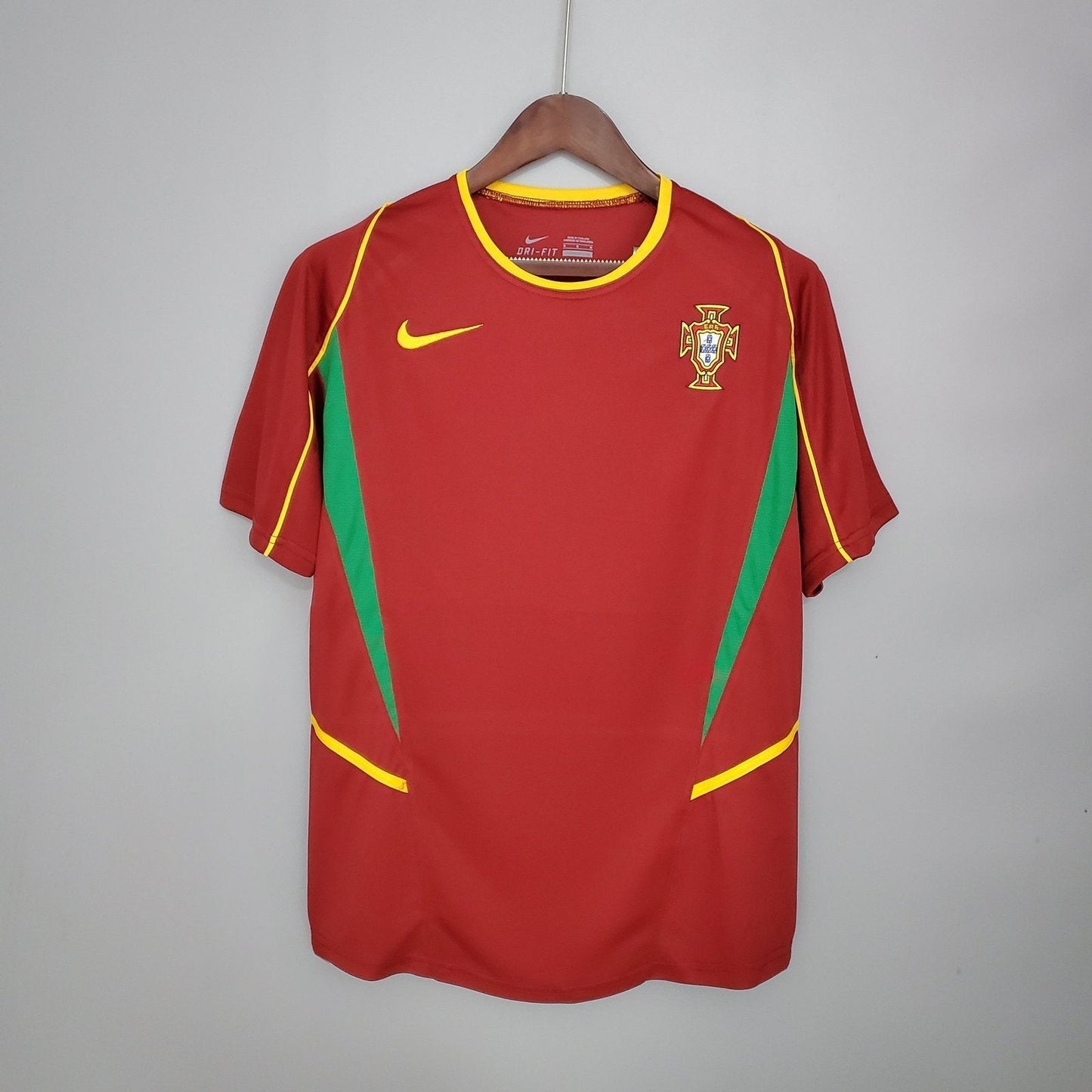2002 Portugal Home - M image