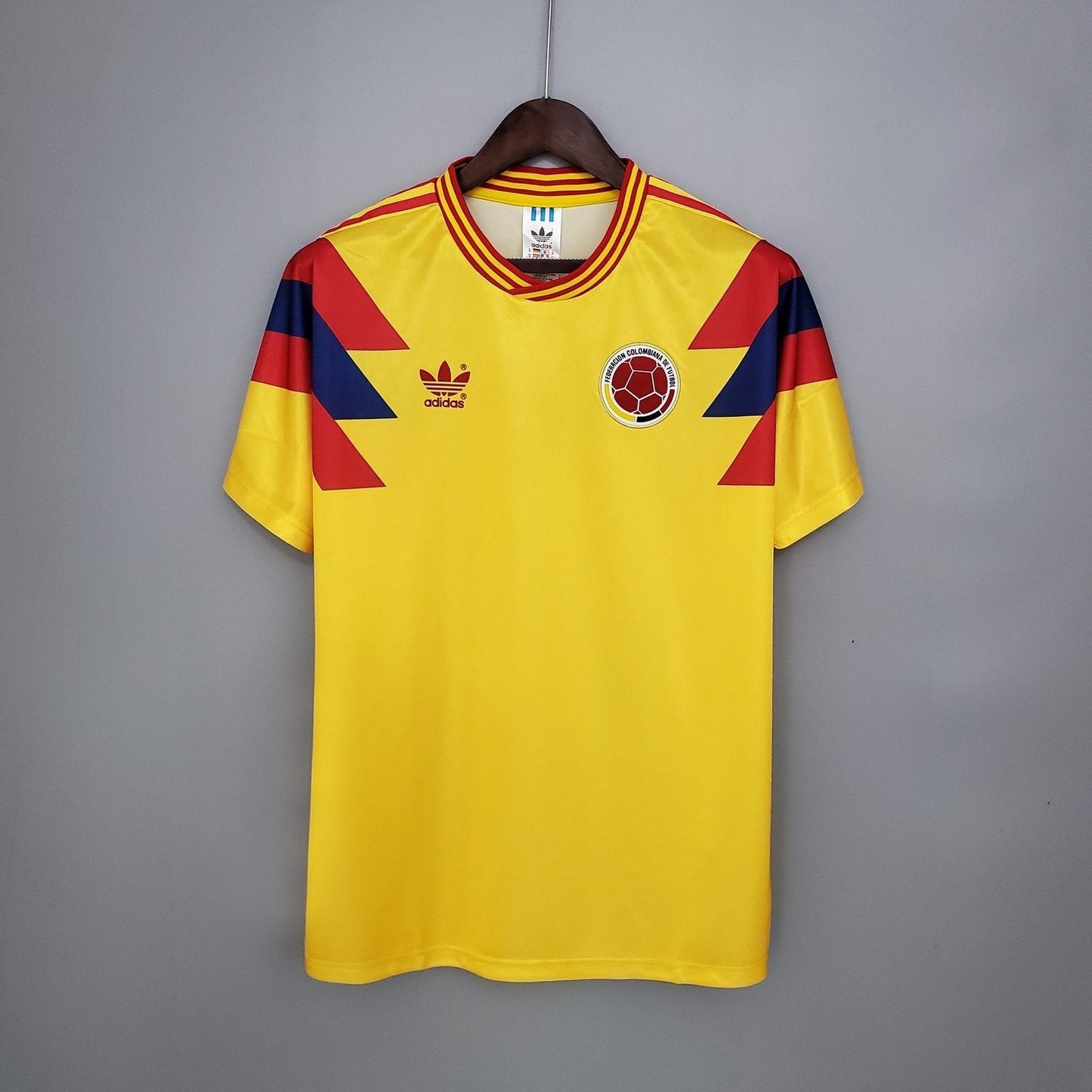 1990 Colombia Away image 1